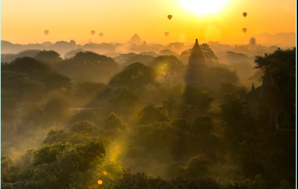 Sunrise in Bagan