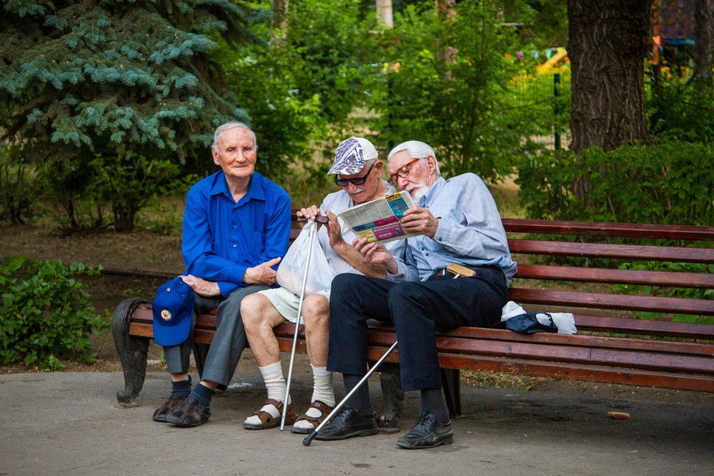 "Пикейные жилеты"