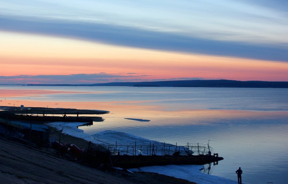 Закат на Волге