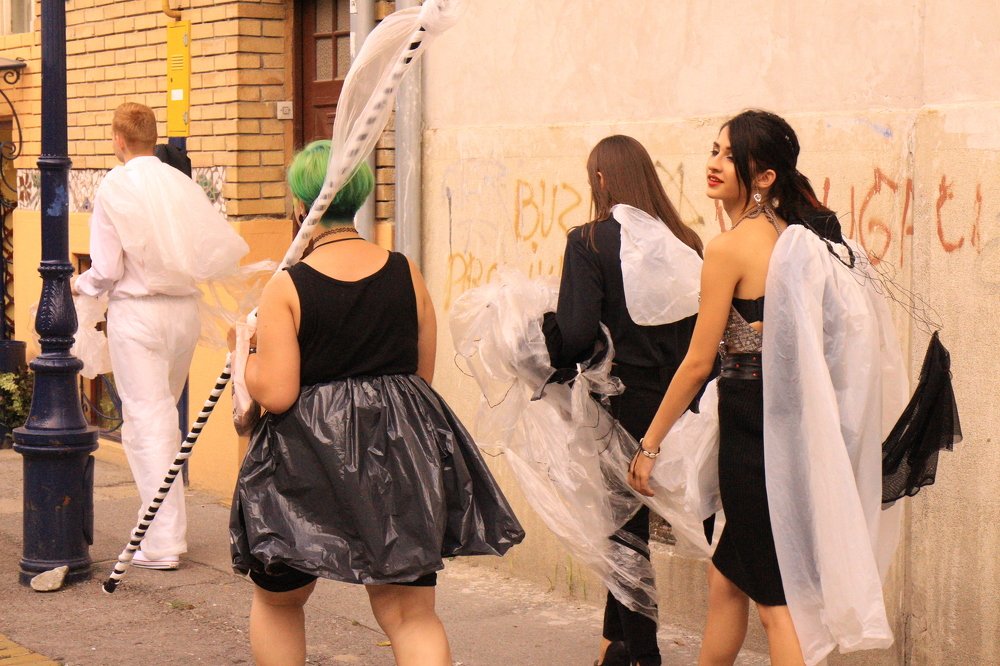 trashart fashion