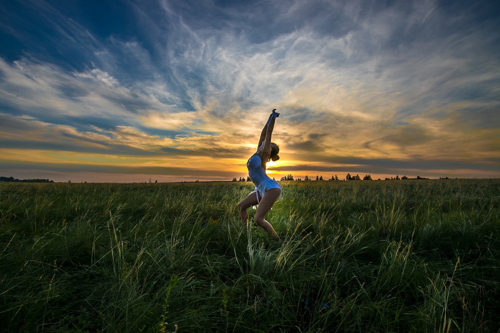 Подпирая небо...