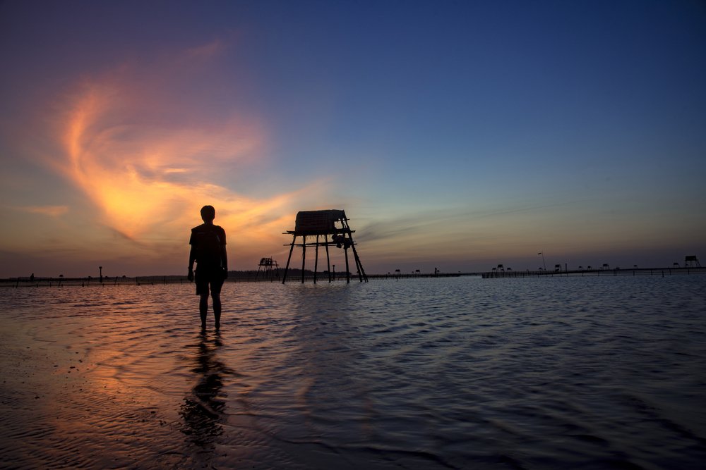 Sunrise in Dong chau beach
