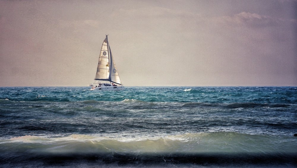 Lonely sail