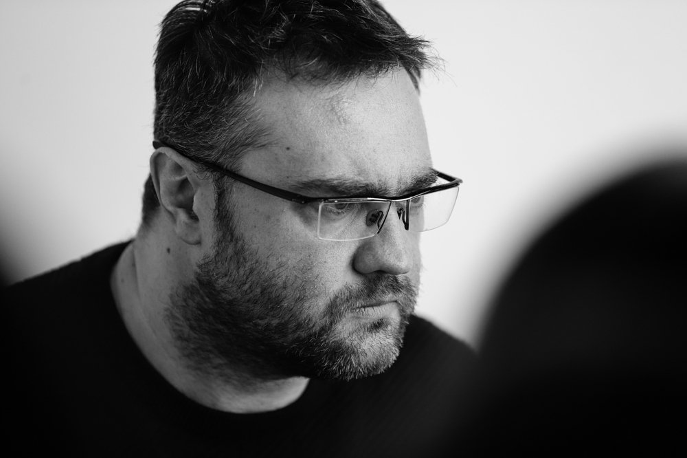 Внезапный мужской портрет