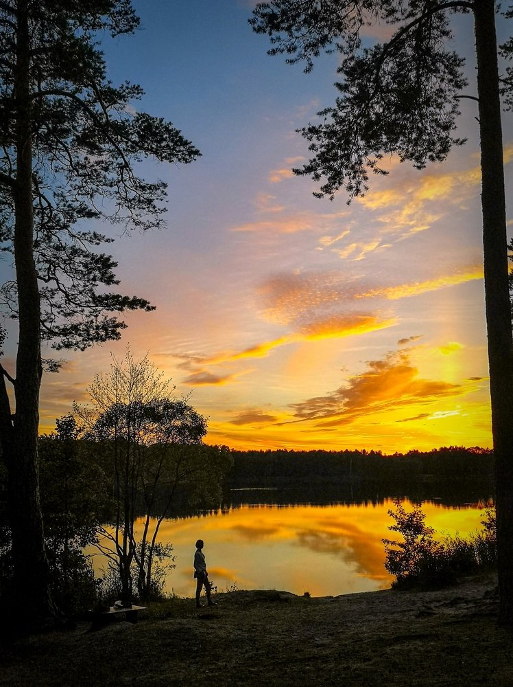 Закат на озере...