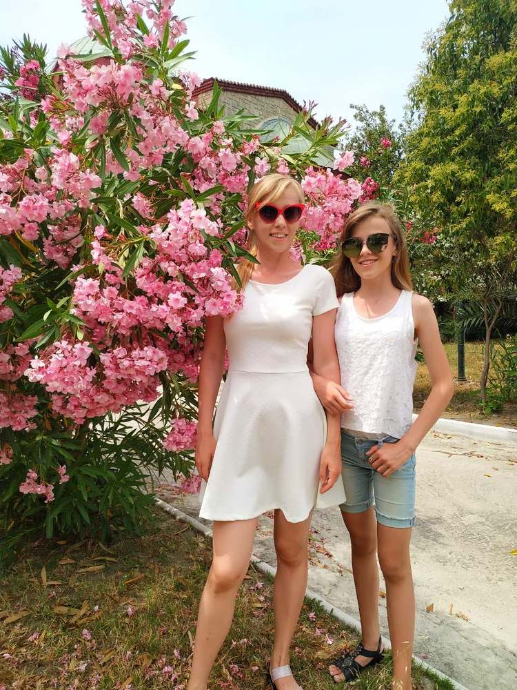 My sister is my friend