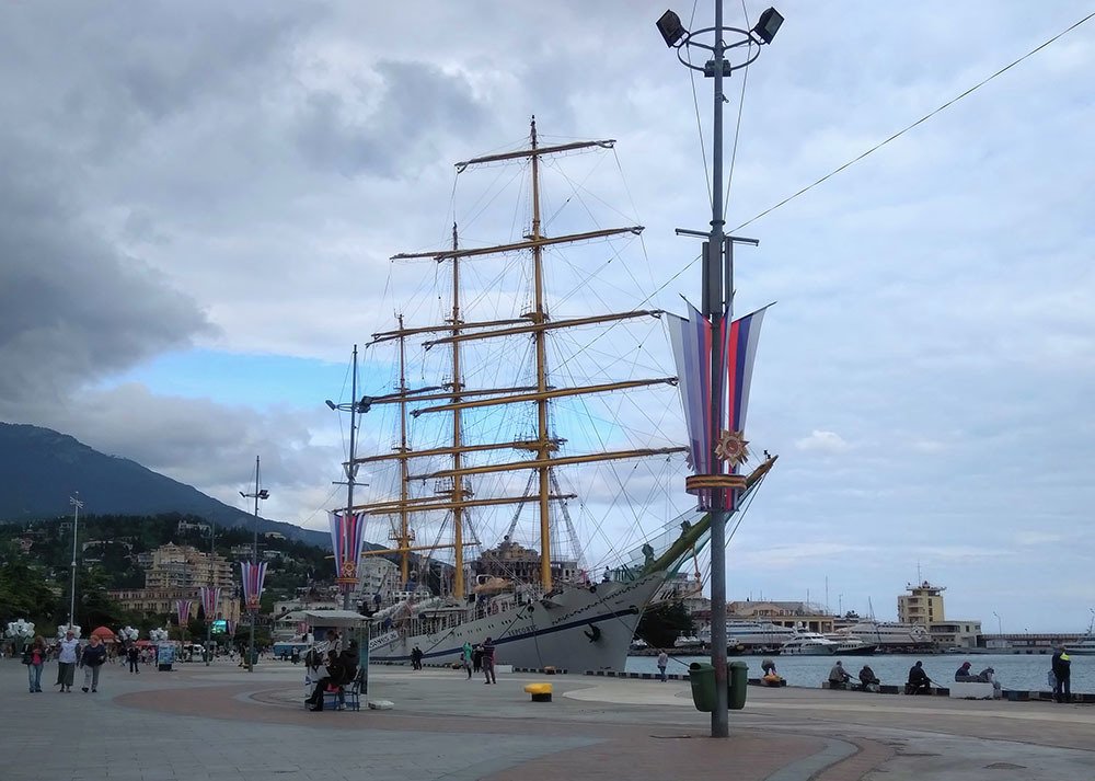 Парусное судно «Херсонес»