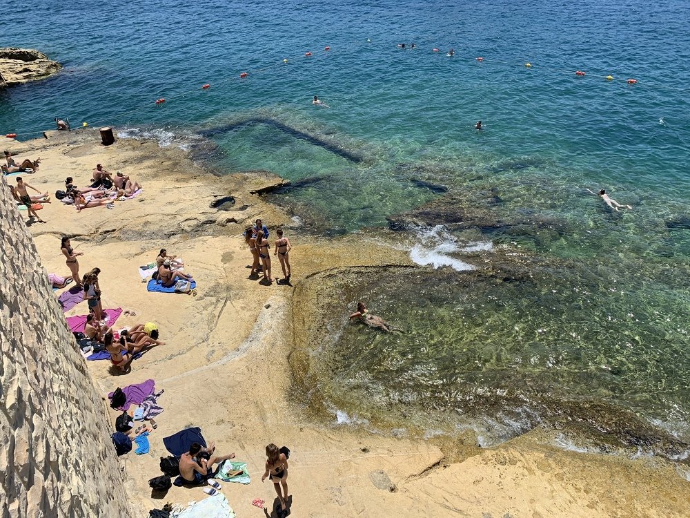 When the heat tightens ...