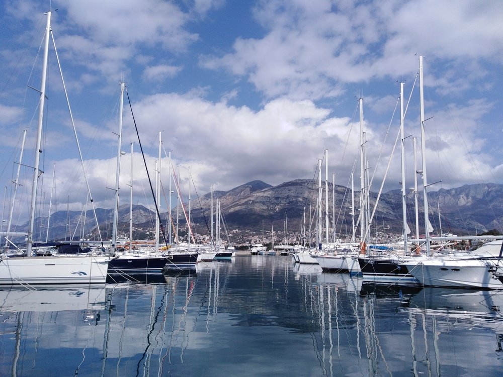 "Тихое место"