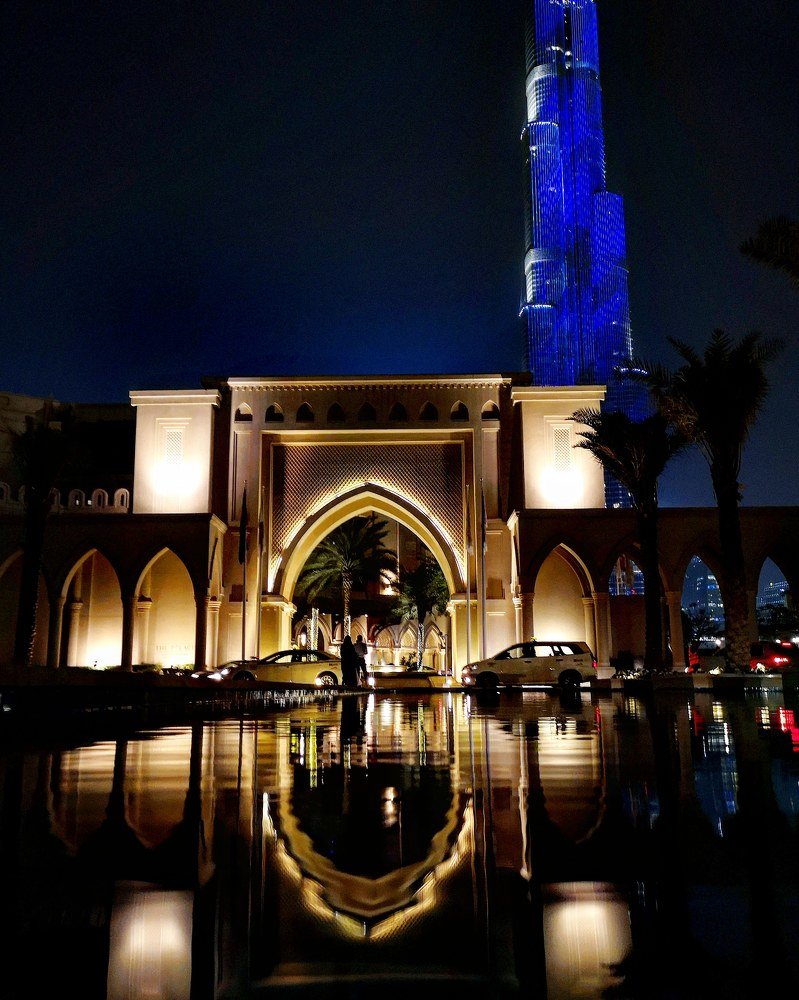 Ночной Дубай, башня Бурдж-Халифа, UEA