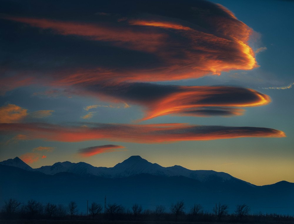 lenticular sunset
