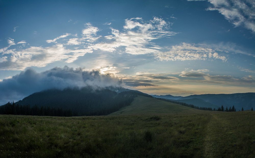 Облака и горы