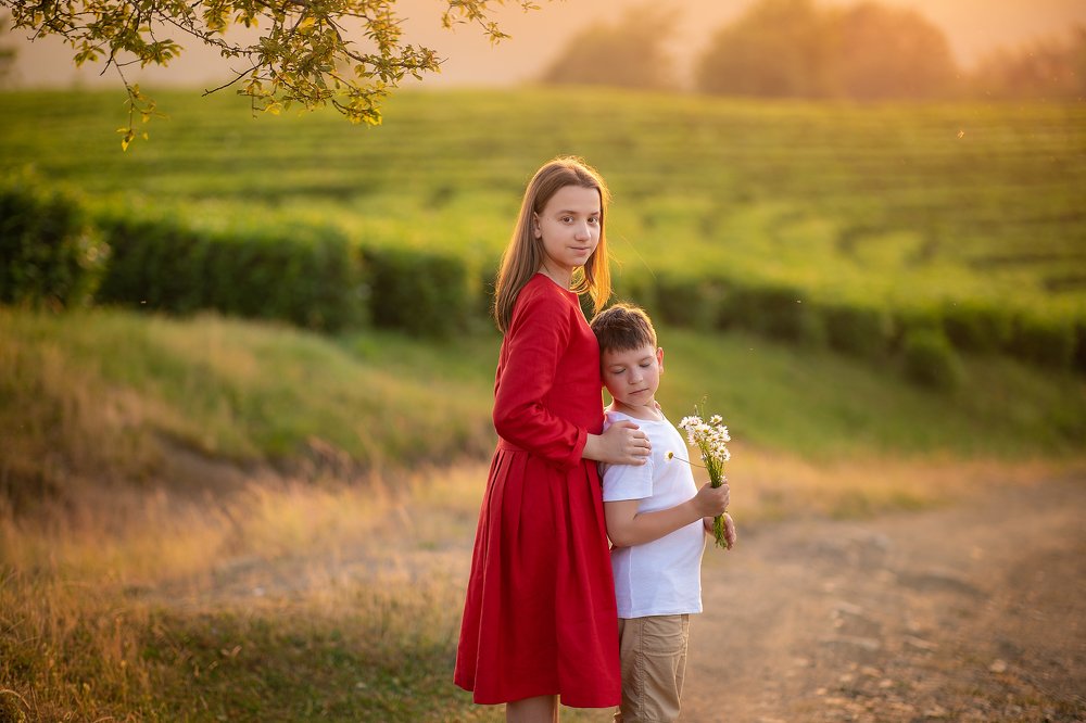 брат и сестра