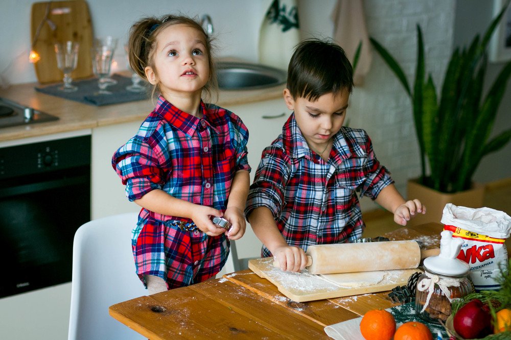 Брат и сестра