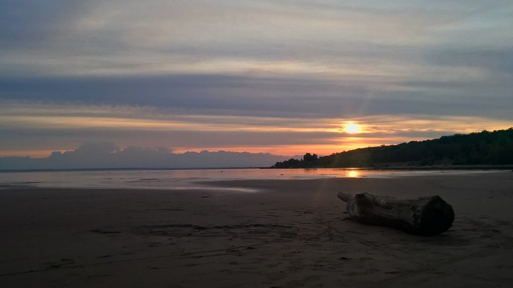 Закат на Волге