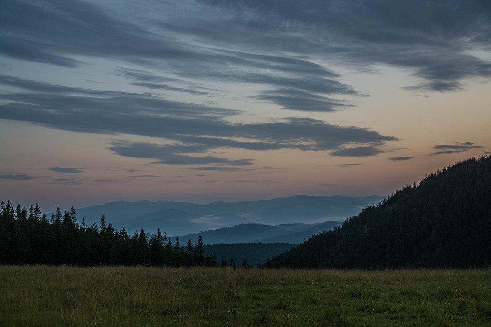Горы те же волны, только очень медленные