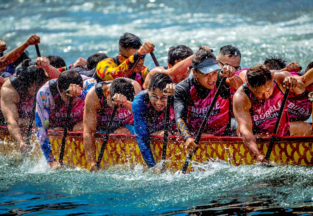 Dragon boat racing