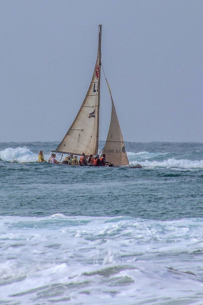 Зимой под парусом