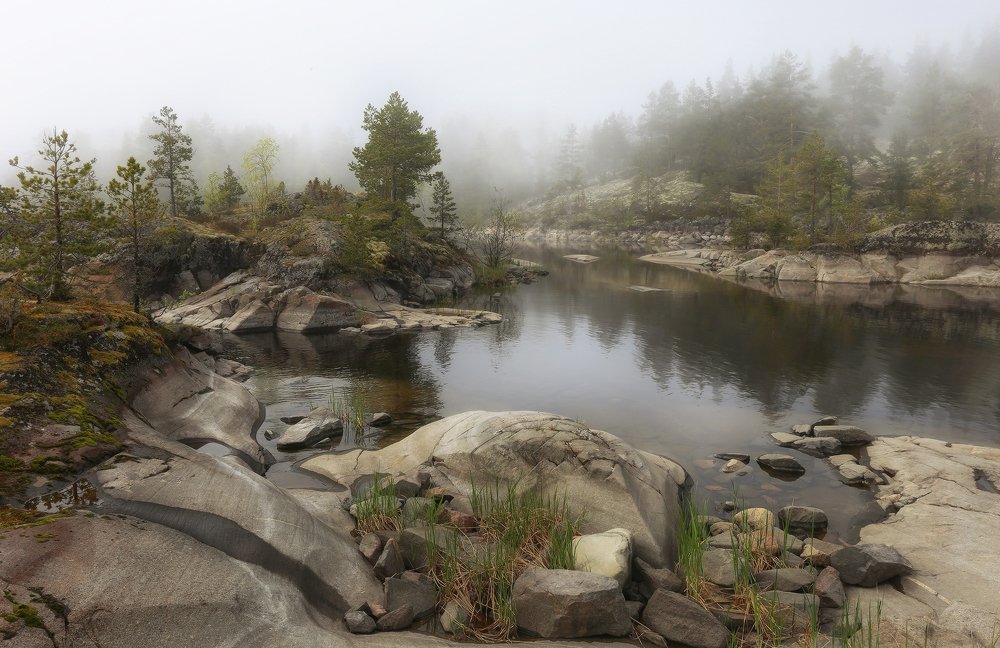 Туманное утро на Ладожских шхерах