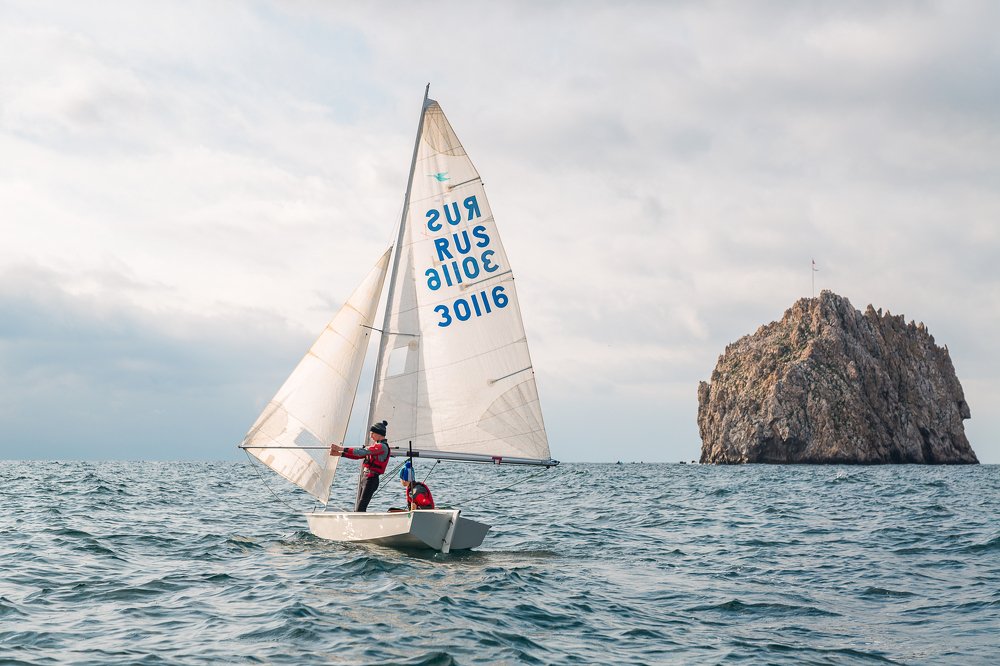 Парус в Артеке