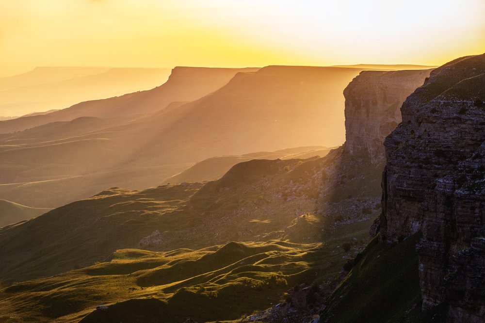 Закат на Перевале Гум-Баши ...