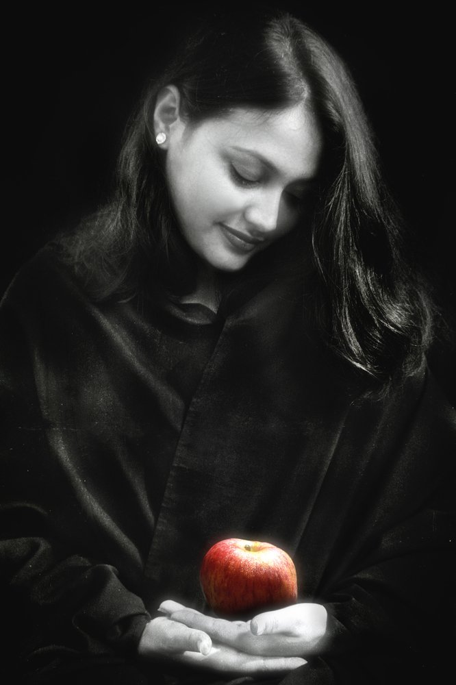 Lady with Apple.