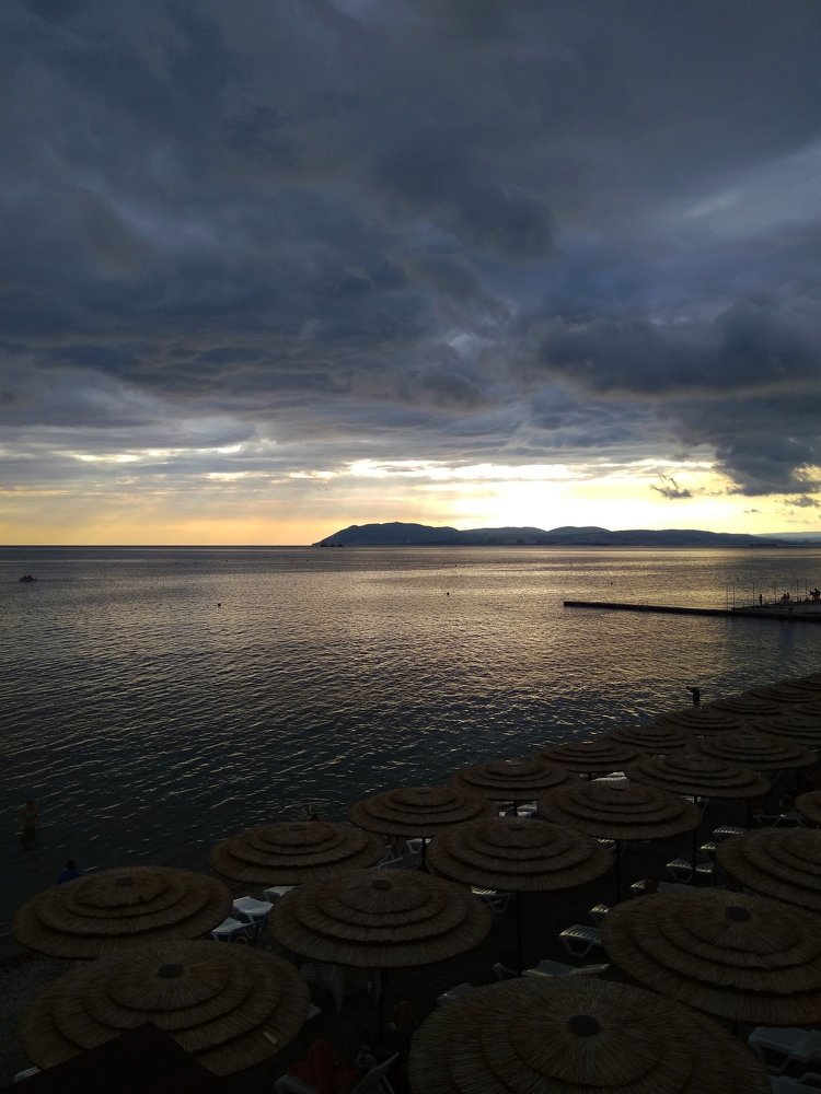 Закат над городом