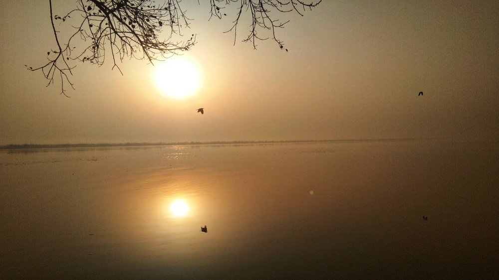 The Ganga :- A morning scene
