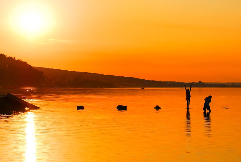 Тёплый вечер