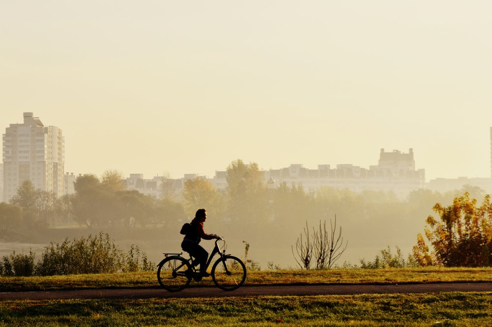 утренняя поездка на велосипеде