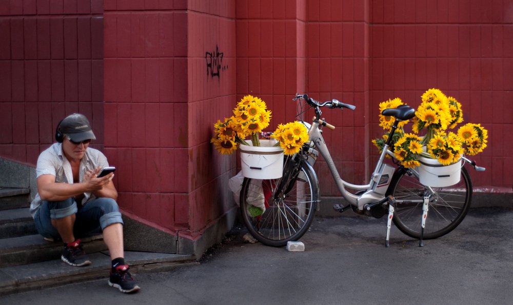 Фотография автора Денис Сухинин