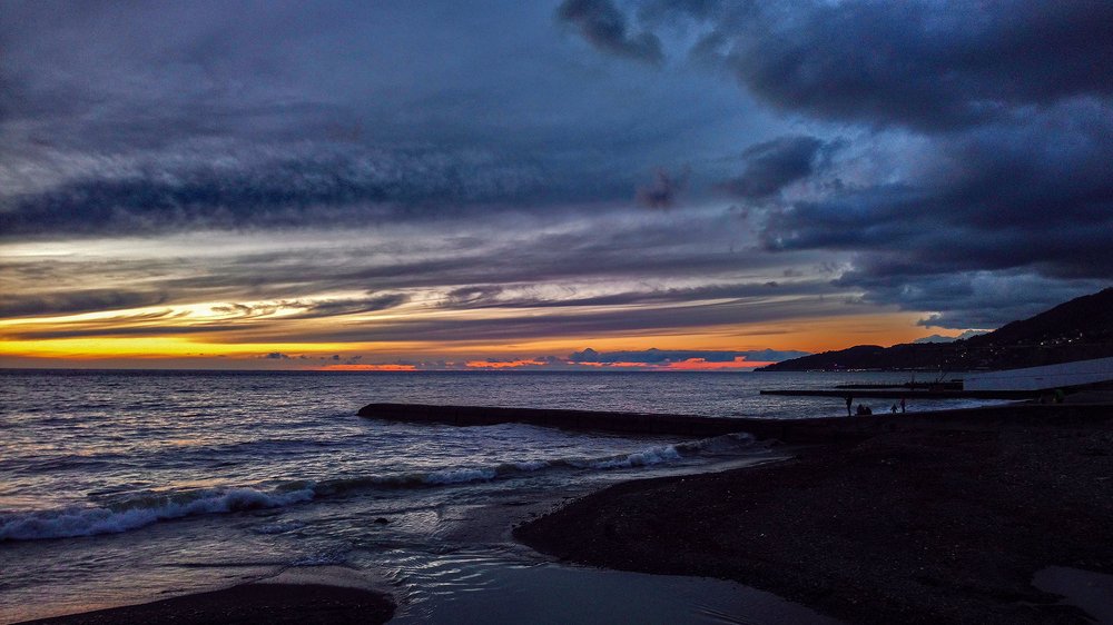 Зимнее волненье Черноморья
