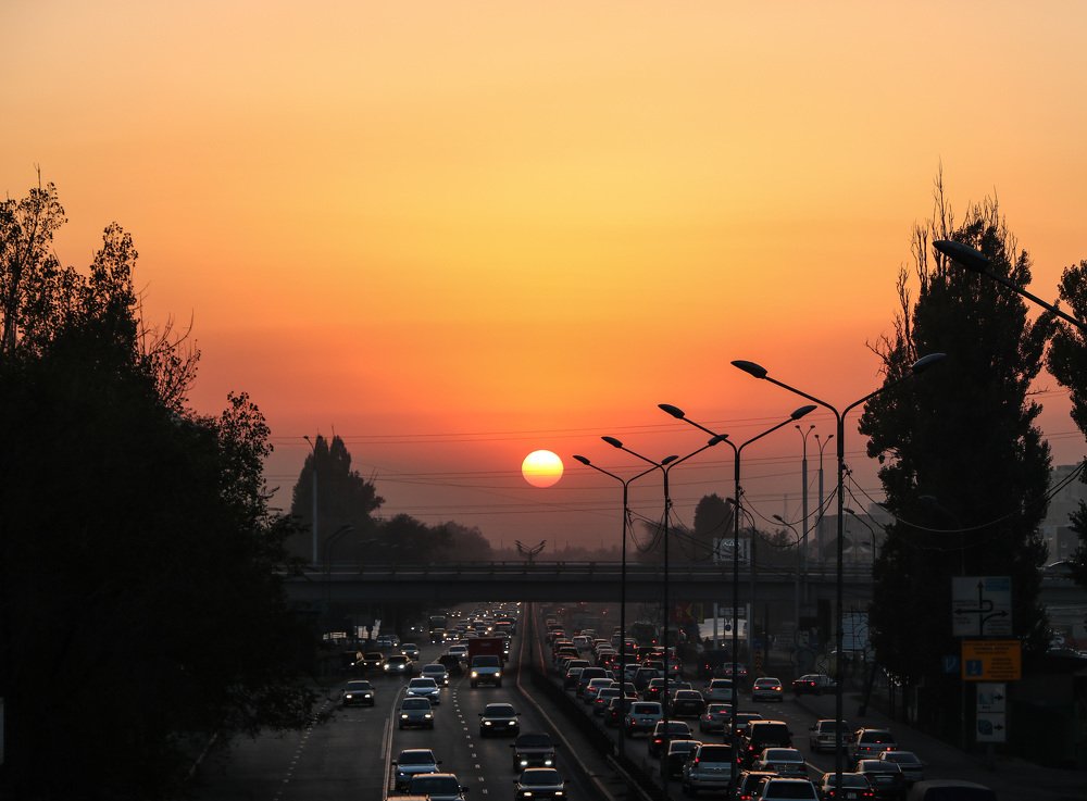 Закат в городе.