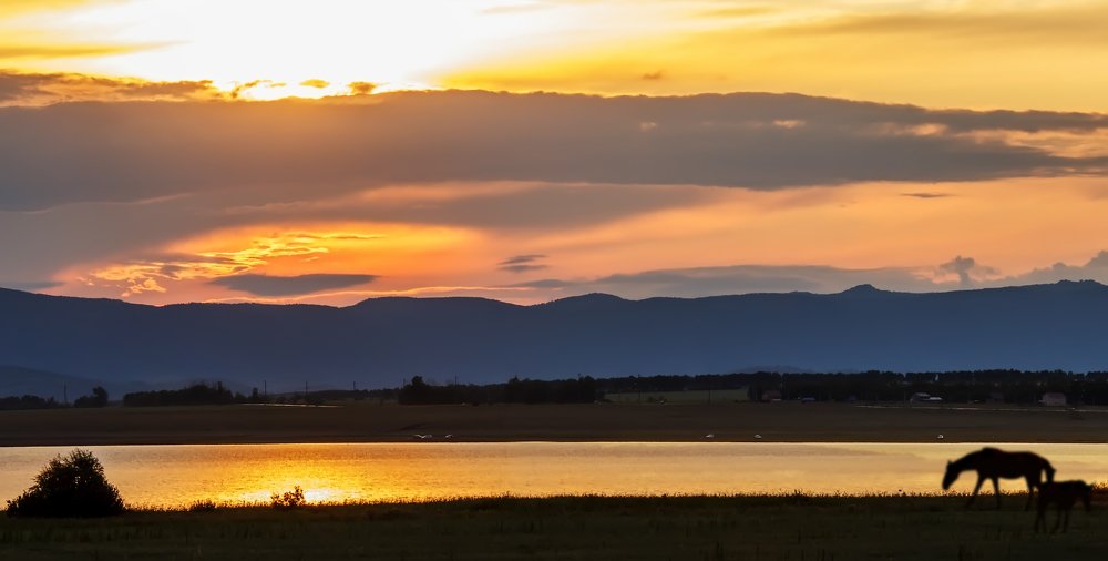 закат в горах южного урала