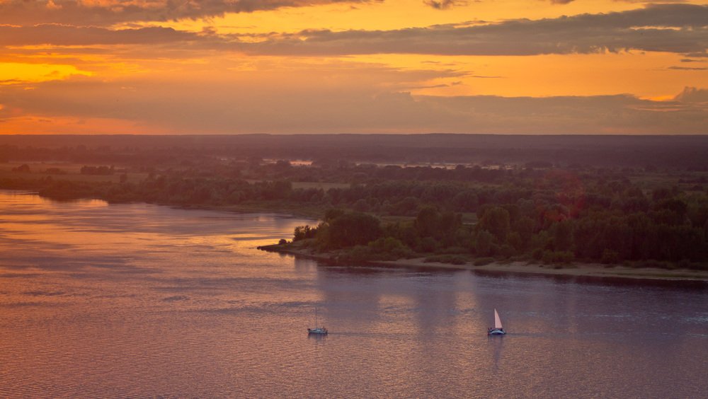 Парус на закате II