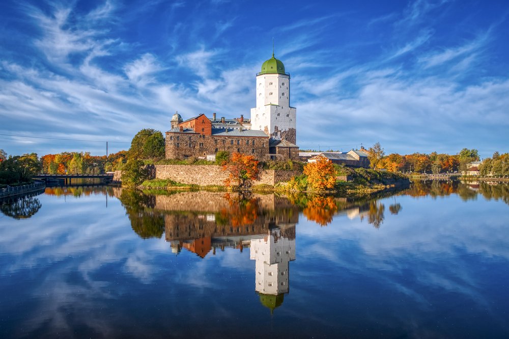 Выборгский замок в голубом