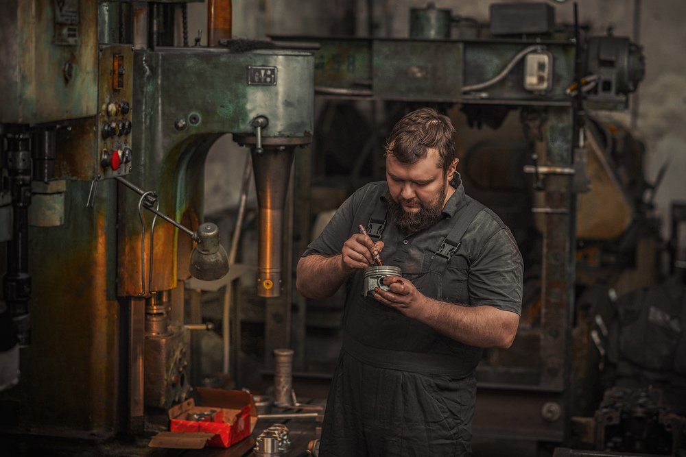 Серия: Один день в автомастерской