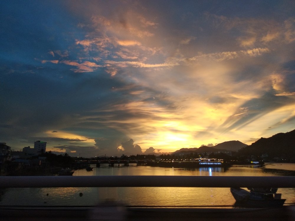 Закат над Нячангом