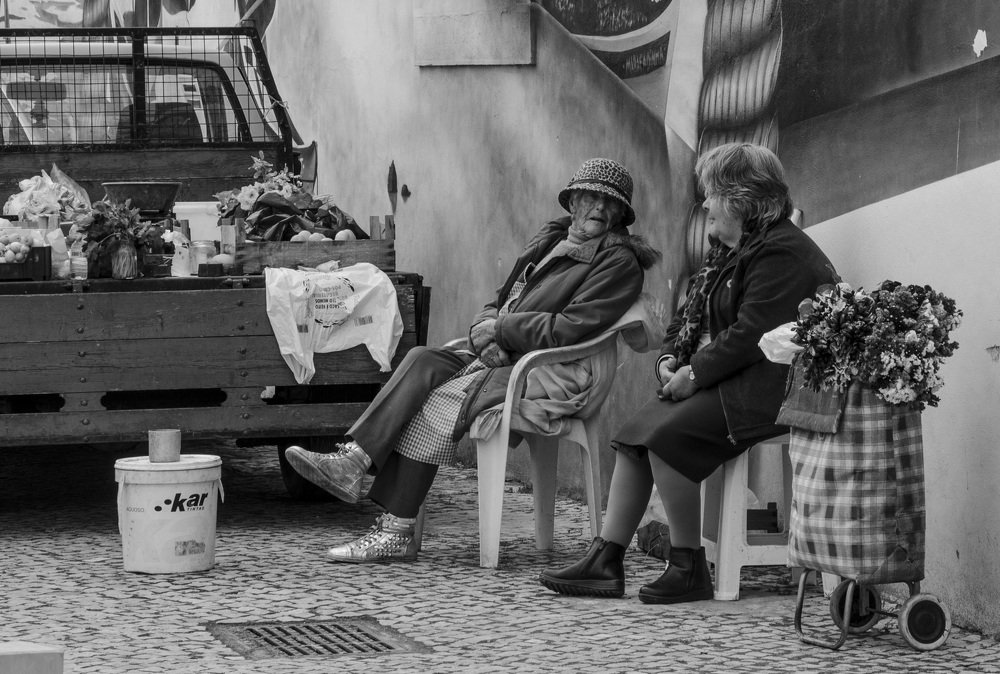 Dois dedos de canversa