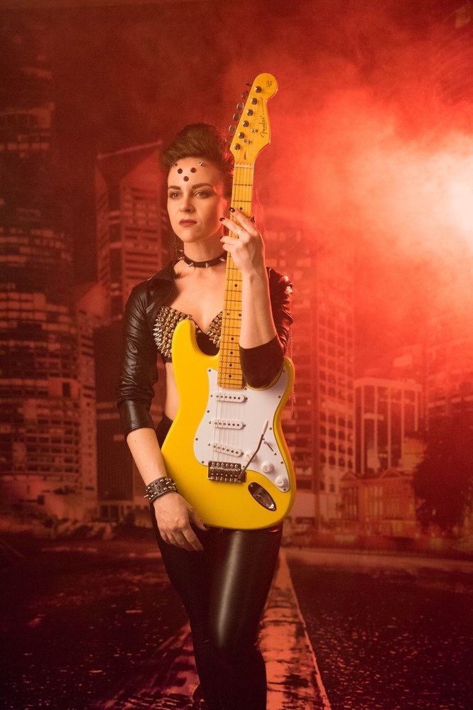 Жёлтая гитара