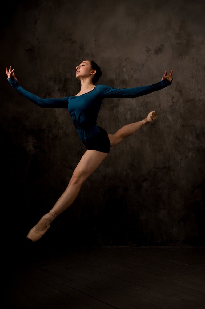 to the light / К свету