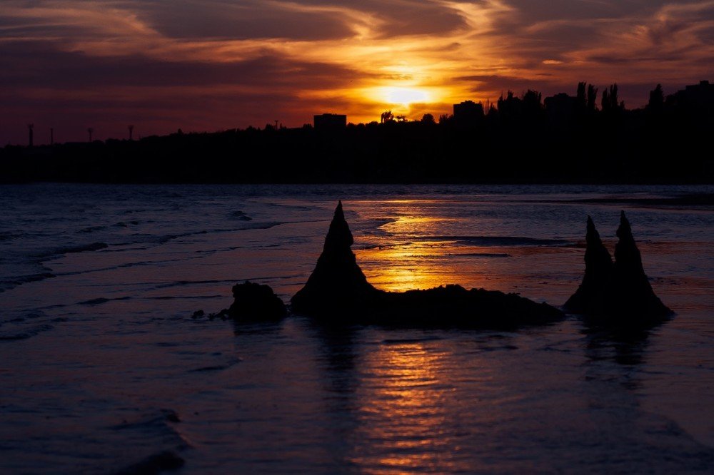 Замок на закате