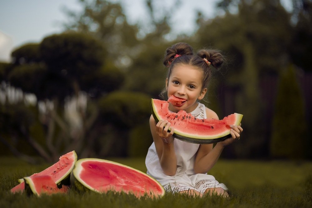 Дівчинка- посмішка!