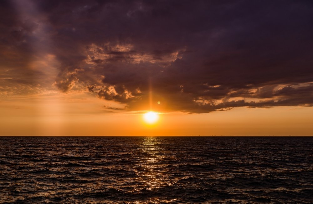 Закат на чёрном море, Крым