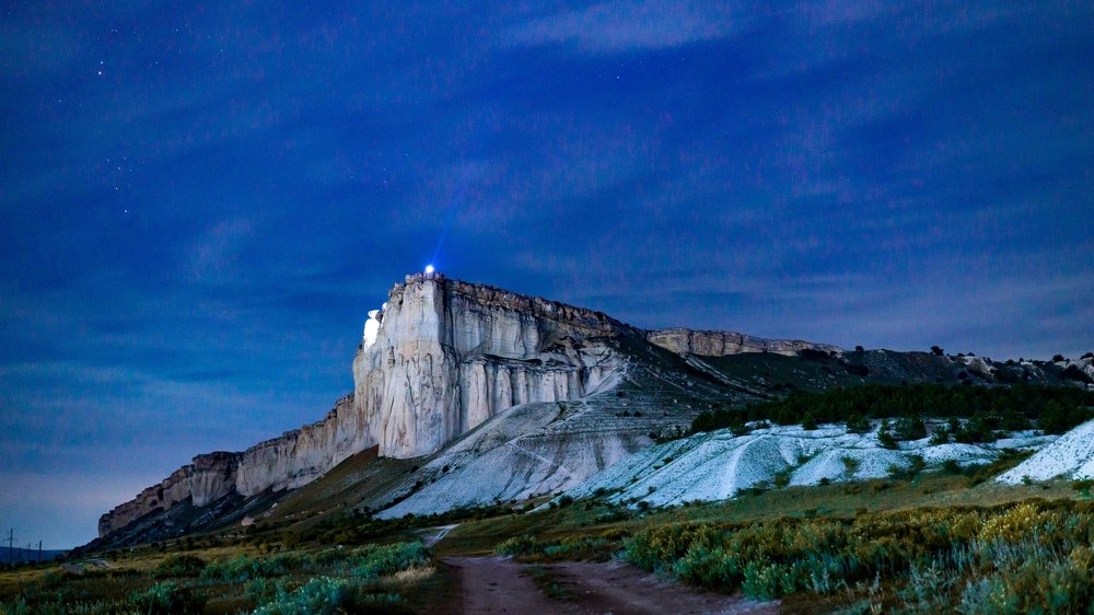 Рассвет. Крым, п. Белогорск, Белая Скала