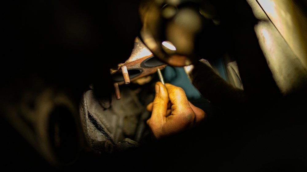 Механик за работой