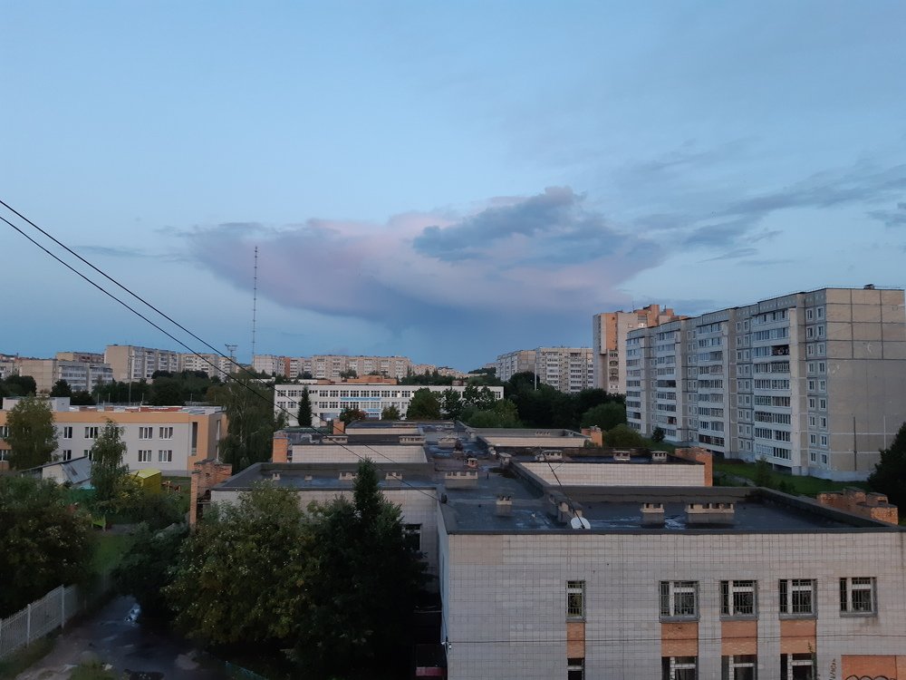 Облако-корабль.