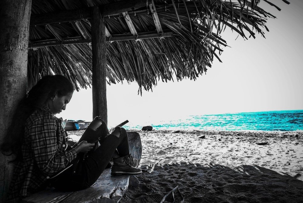 Beaty Beach With The Girls