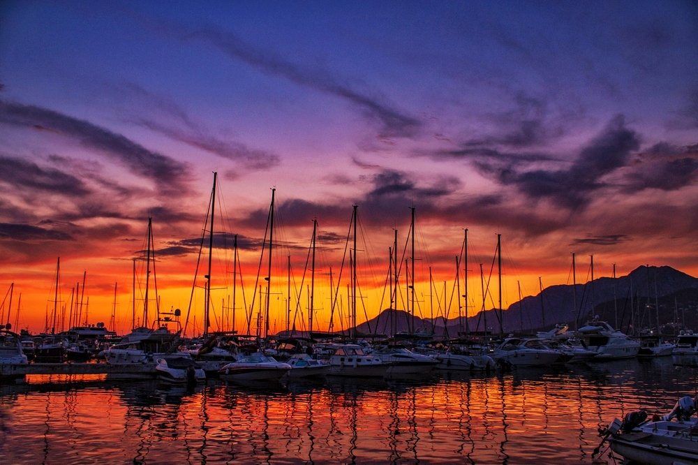 Закат в яхтклубе