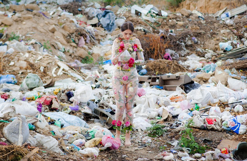 Пластиковый мир